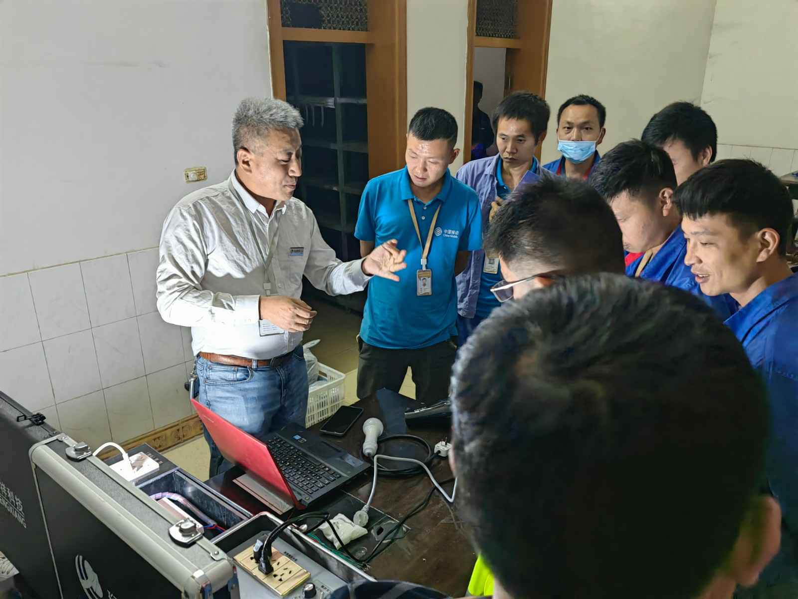 合肥檀贤城市绿化发展有限公司为中移铁通有限公司安全用电培训