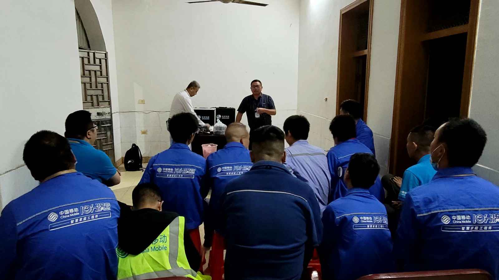 合肥檀贤城市绿化发展有限公司为中移铁通有限公司安全用电培训